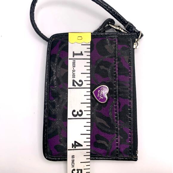 COACH Poppy Cheetah Print Cardholder - Picture 5 of 5